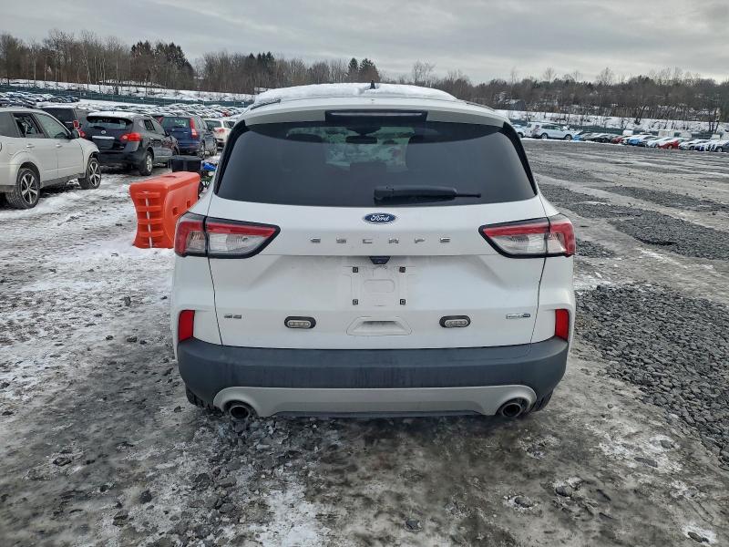 Photo 6 from auction – 2020 FORD ESCAPE SE with VIN 1FMCU9G69LUA72551