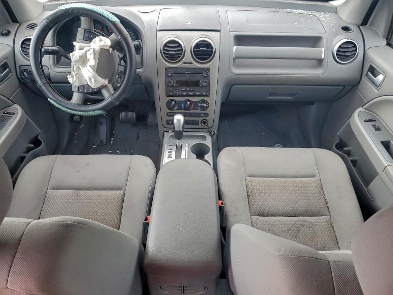 Photo 8 from auction – 2005 FORD FREESTYLE with VIN 1FMZK02185GA02063