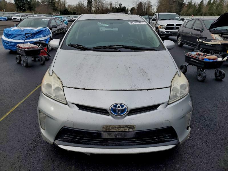 Photo 5 from auction – 2013 TOYOTA PRIUS with VIN JTDKN3DU0D5659150