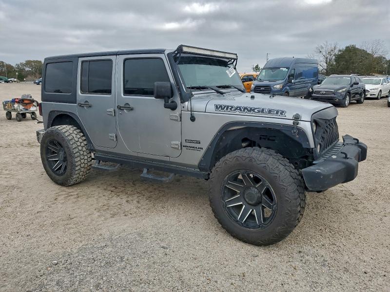 Photo 4 from auction – 2017 JEEP WRANGLER U with VIN 1C4BJWDGXHL577290