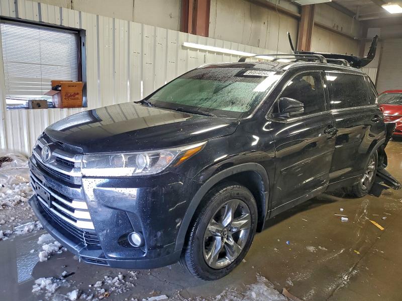 TOYOTA HIGHLANDER 2017 with VIN 5TDDZRFH6HS433551 - Photo from auction