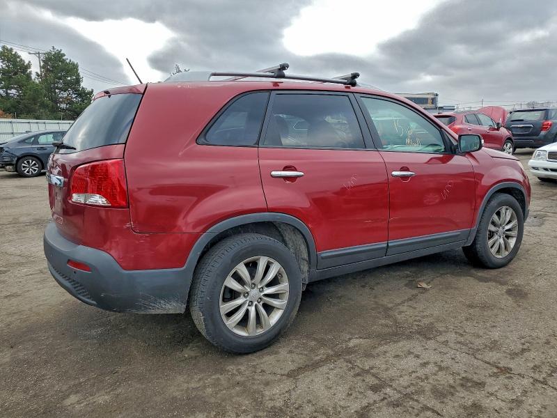 Photo 3 from auction – 2011 KIA SORENTO BA with VIN 5XYKT4A25BG088788