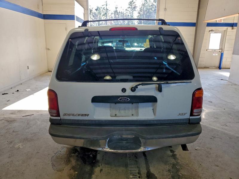 Photo 6 from auction – 2001 FORD EXPLORER L with VIN 1FMZU73E51ZA58075