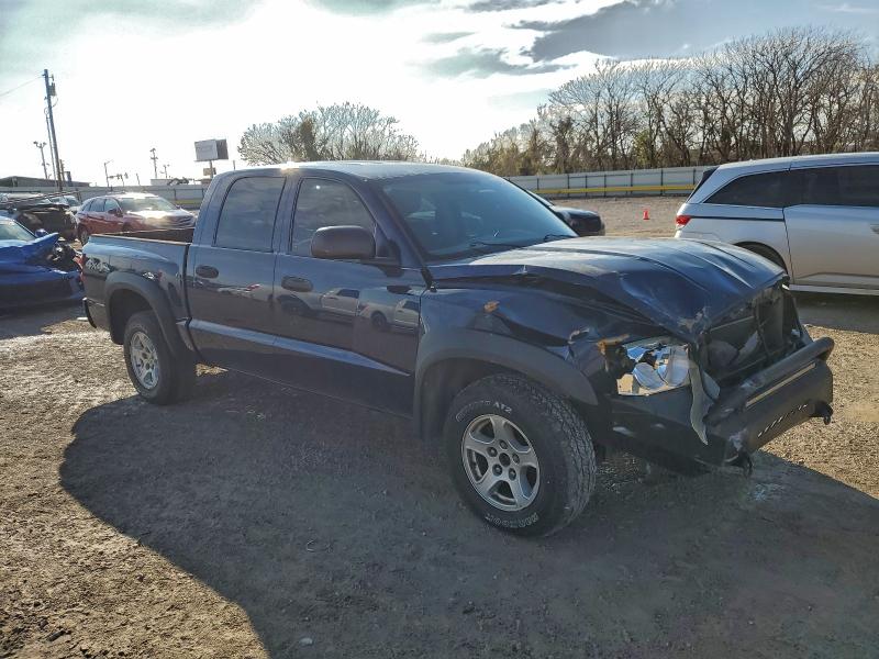 Photo 4 from auction – 2006 DODGE DAKOTA QUA with VIN 1D7HW48K56S718113