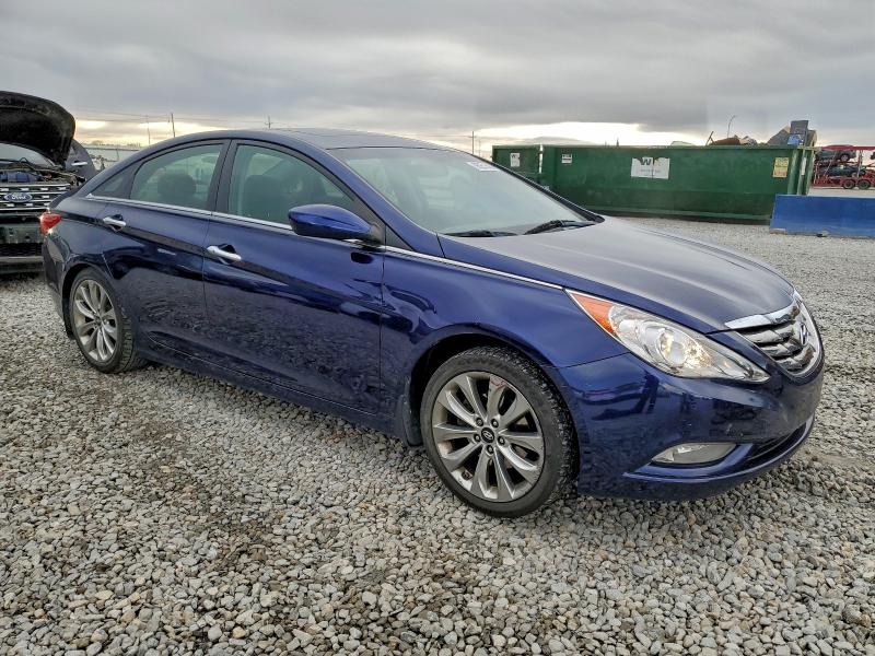 Photo 4 from auction – 2011 HYUNDAI SONATA SE with VIN 5NPEC4AC1BH282605