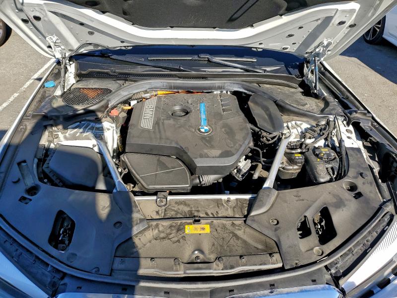 Photo 11 from auction – 2019 BMW 530E with VIN WBAJA9C52KB399656