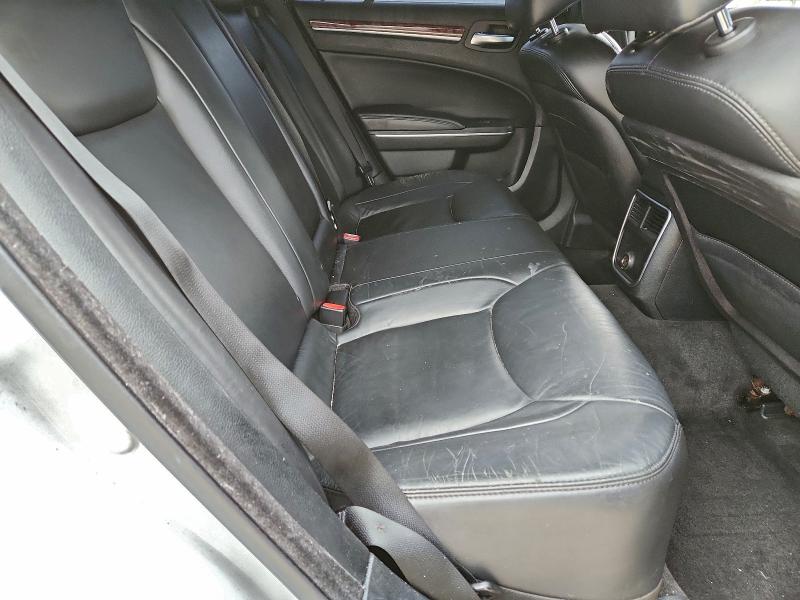 Photo 10 from auction – 2012 CHRYSLER 300 LIMITE with VIN 2C3CCACG2CH192531