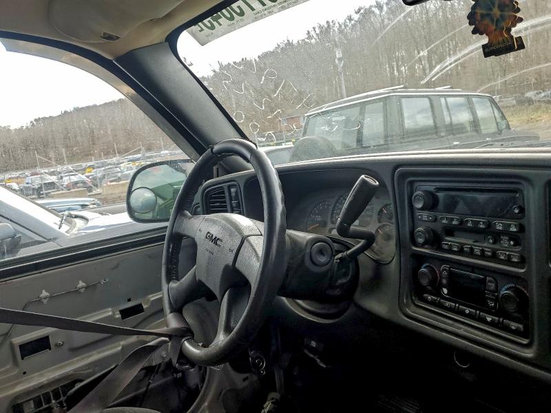 Photo 9 from auction – 2004 GMC SIERRA K25 with VIN 1GTHK23U04F221933
