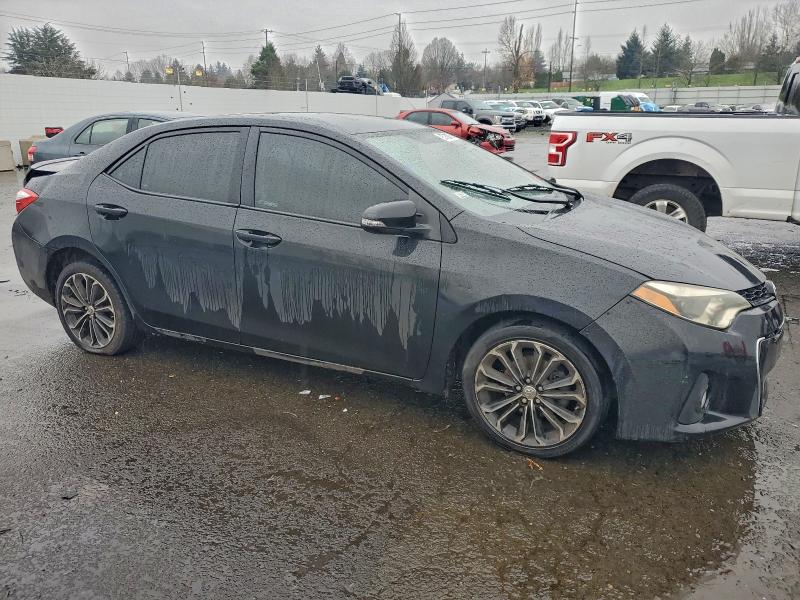 Photo 4 from auction – 2015 TOYOTA COROLLA with VIN 5YFBURHE2FP365571
