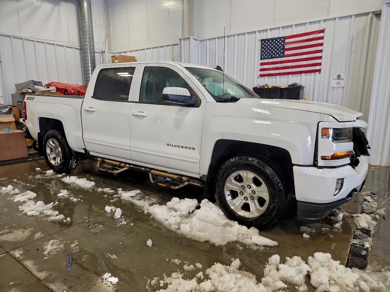 Photo 4 from auction – 2018 CHEVROLET SILVERADO with VIN 3GCUKREC4JG292431