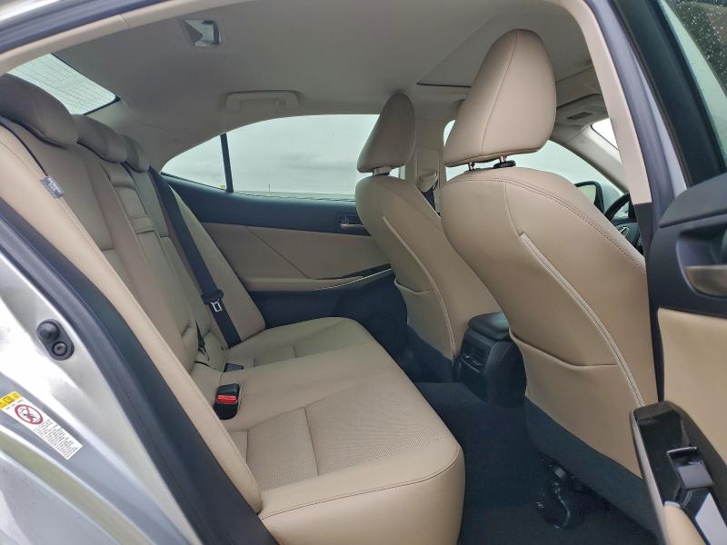 Photo 10 from auction – 2017 LEXUS IS 200T with VIN JTHBA1D29H5058967