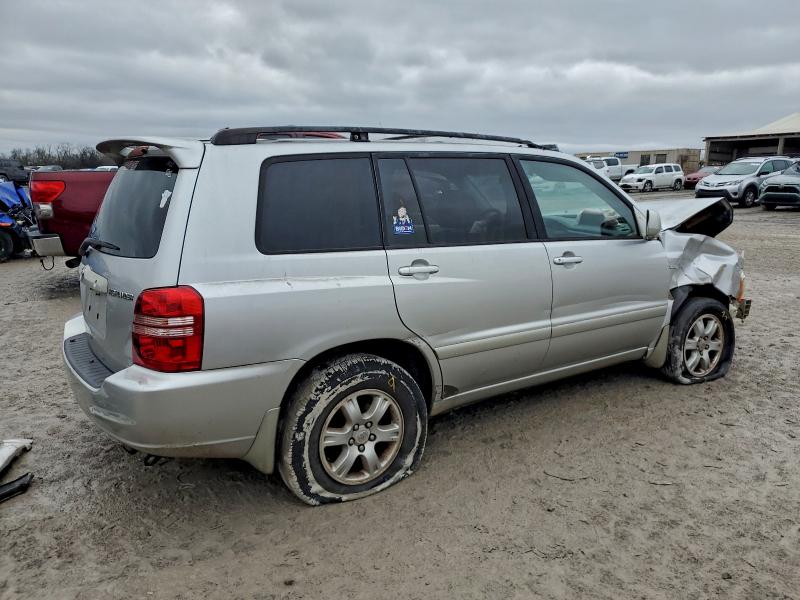 Photo 3 from auction – 2002 TOYOTA HIGHLANDER with VIN JTEHF21A220092327