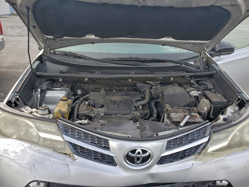 Photo 12 from auction – 2014 TOYOTA RAV4 LE with VIN 2T3ZFREV1EW084444