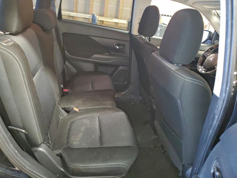 Photo 11 from auction – 2016 MITSUBISHI OUTLANDER with VIN JA4AD2A38GZ031834