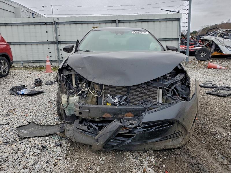 Photo 5 from auction – 2018 TOYOTA COROLLA with VIN 5YFBURHEXJP771610