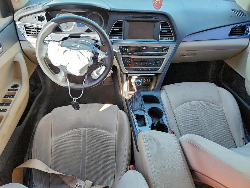 Photo 8 from auction – 2017 HYUNDAI SONATA SE with VIN 5NPE24AF2HH512674