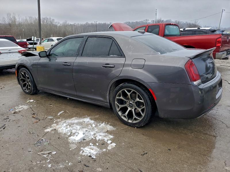 Photo 2 from auction – 2018 CHRYSLER 300 with VIN 2C3CCABG0JH266656