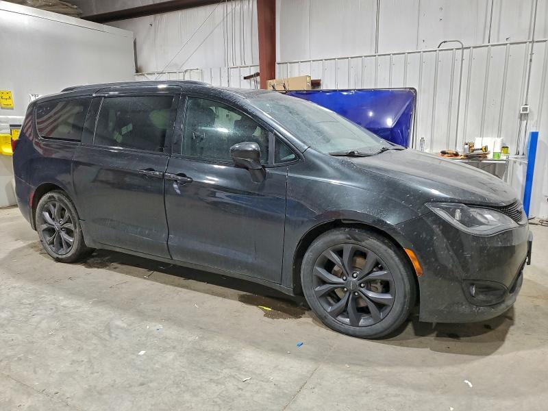 Photo 4 from auction – 2020 CHRYSLER PACIFICA with VIN 2C4RC1EG6LR286604