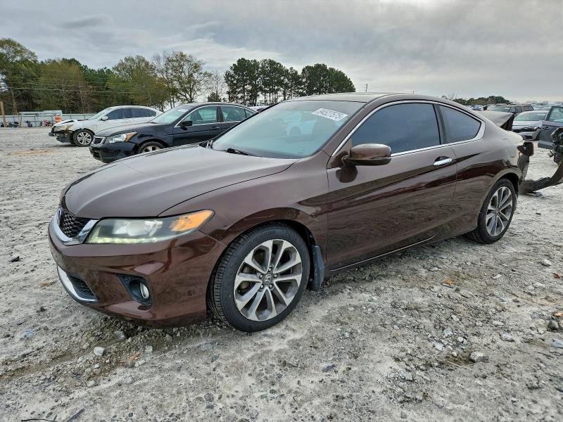 HONDA ACCORD EXL 2013 with VIN 1HGCT2B82DA010601 - Photo from auction