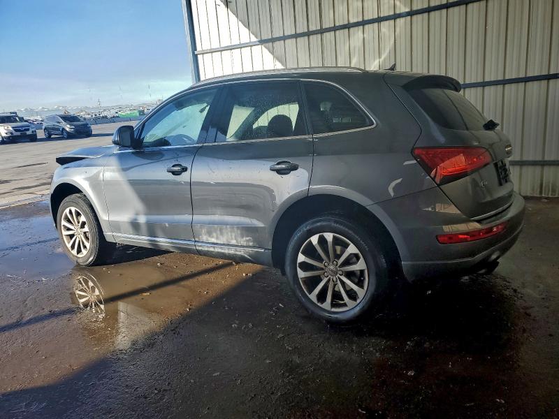 Photo 2 from auction – 2016 AUDI Q5 PREMIUM with VIN WA1C2AFP1GA059252