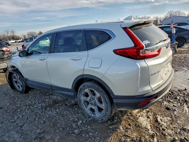 Photo 2 from auction – 2017 HONDA CR-V EX with VIN 2HKRW2H51HH614409