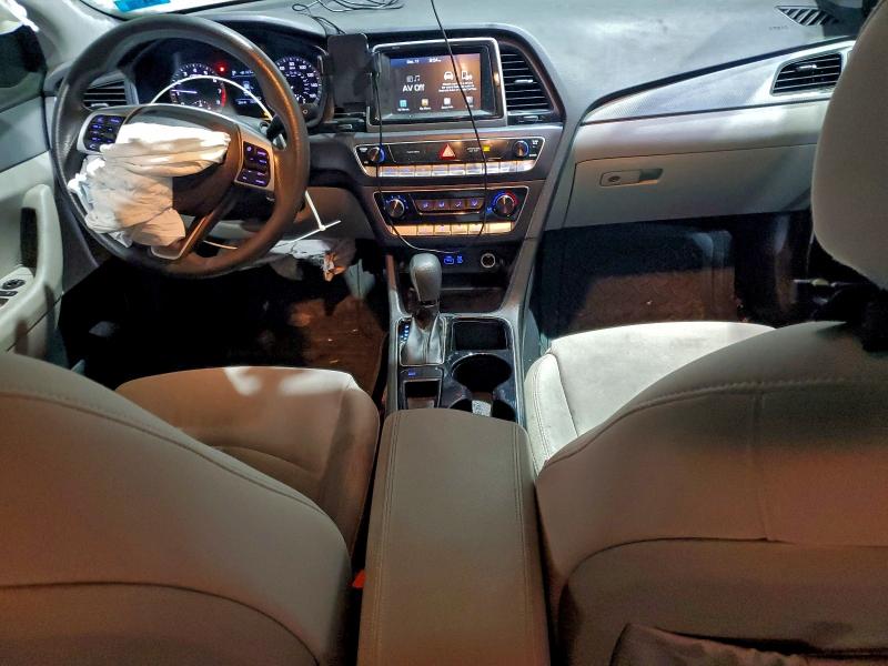 Photo 8 from auction – 2018 HYUNDAI SONATA with VIN 5NPE24AF1JH721149