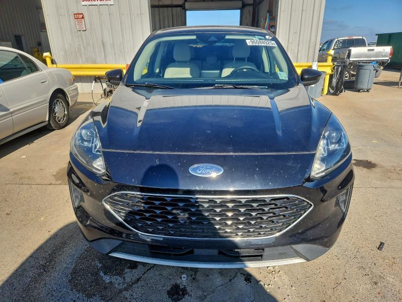 Photo 5 from auction – 2020 FORD ESCAPE SE with VIN 1FMCU0G69LUA23314