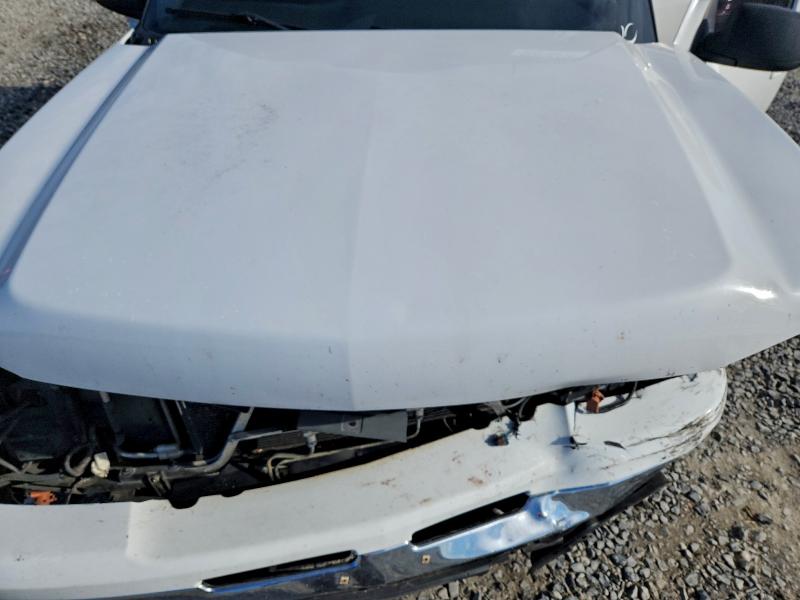 Photo 11 from auction – 2006 CHEVROLET SILVERADO with VIN 2GCEK13T861171135