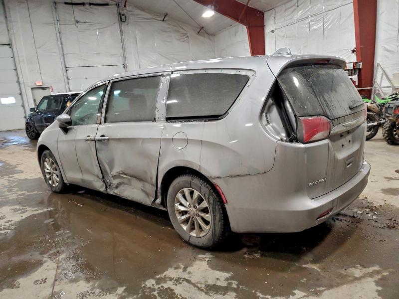 Photo 2 from auction – 2017 CHRYSLER PACIFICA with VIN 2C4RC1DG7HR836935
