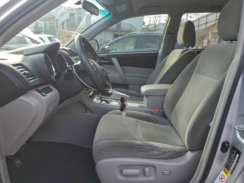 Photo 7 from auction – 2013 TOYOTA HIGHLANDER with VIN 5TDZK3EH5DS090962
