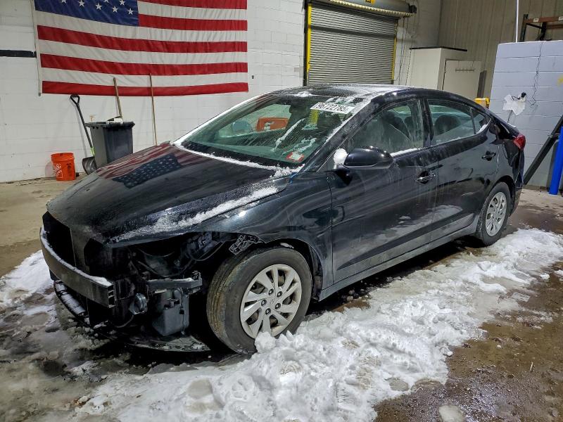 HYUNDAI ELANTRA SE 2018 with VIN 5NPD74LF7JH259948 - Photo from auction