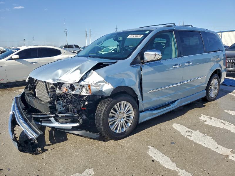 Photo 1 from auction – 2013 CHRYSLER TOWN & COU with VIN 2C4RC1GG8DR662220