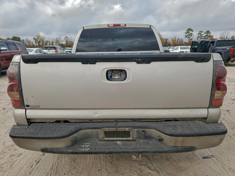 Photo 6 from auction – 2004 CHEVROLET SILVERADO with VIN 2GCEC19T741376835