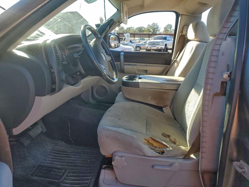 Photo 7 from auction – 2007 CHEVROLET SILVERADO with VIN 1GCEC14C57Z545222