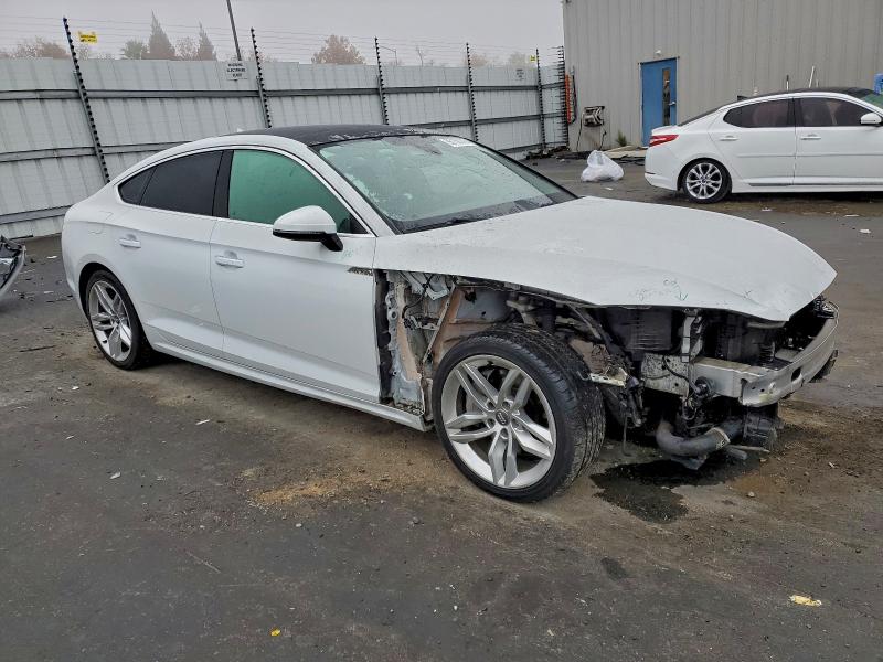 Photo 4 from auction – 2019 AUDI A5 PREMIUM with VIN WAUANCF51KA007740