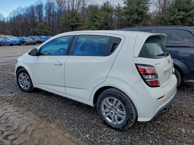 Photo 2 from auction – 2019 CHEVROLET SONIC with VIN 1G1JG6SB1K4107046