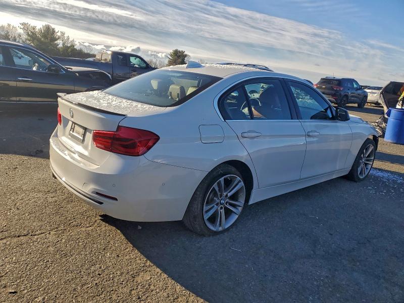 Photo 3 from auction – 2018 BMW 330 XI with VIN WBA8D9G55JNU68904