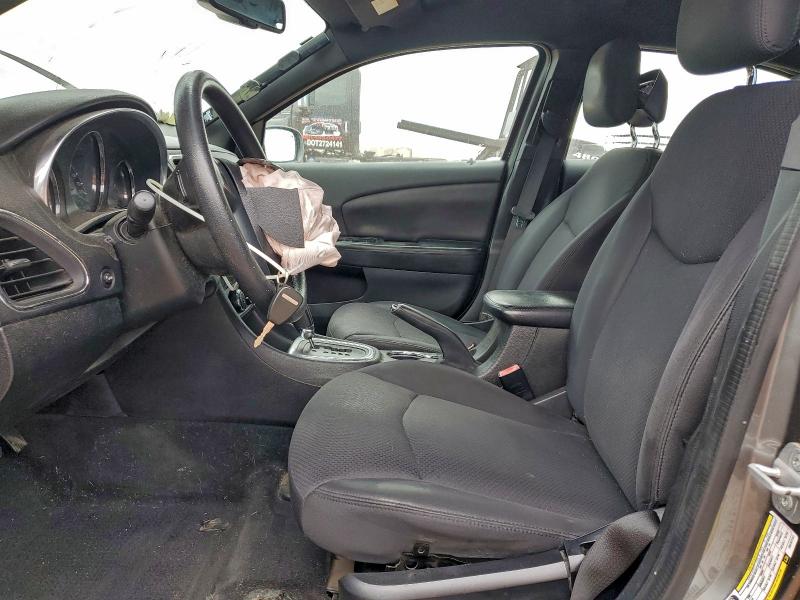 Photo 7 from auction – 2013 CHRYSLER 200 LX with VIN 1C3CCBAG0DN767727