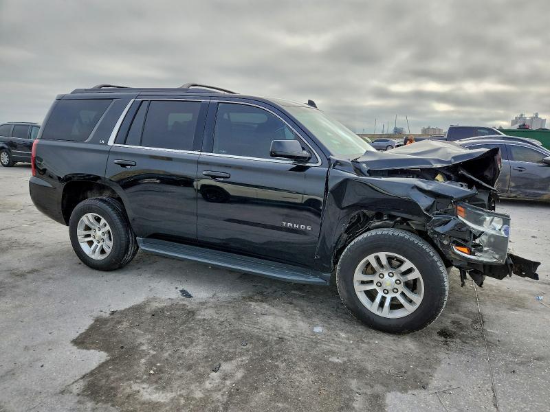 Photo 4 from auction – 2016 CHEVROLET TAHOE with VIN 1GNSCAKC0GR162480