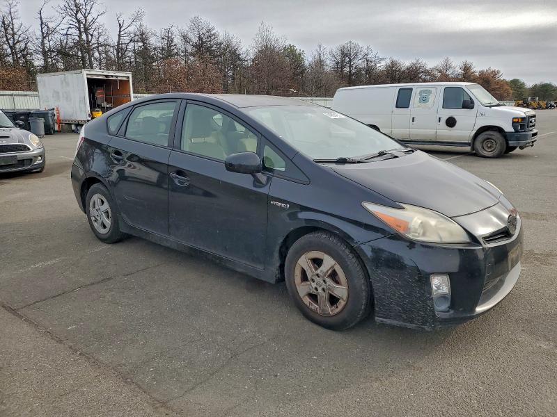 Photo 4 from auction – 2011 TOYOTA PRIUS with VIN JTDKN3DU7B5309723