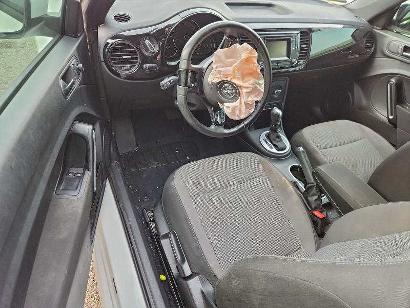 Photo 8 from auction – 2019 VOLKSWAGEN BEETLE S with VIN 3VWFD7AT3KM714945