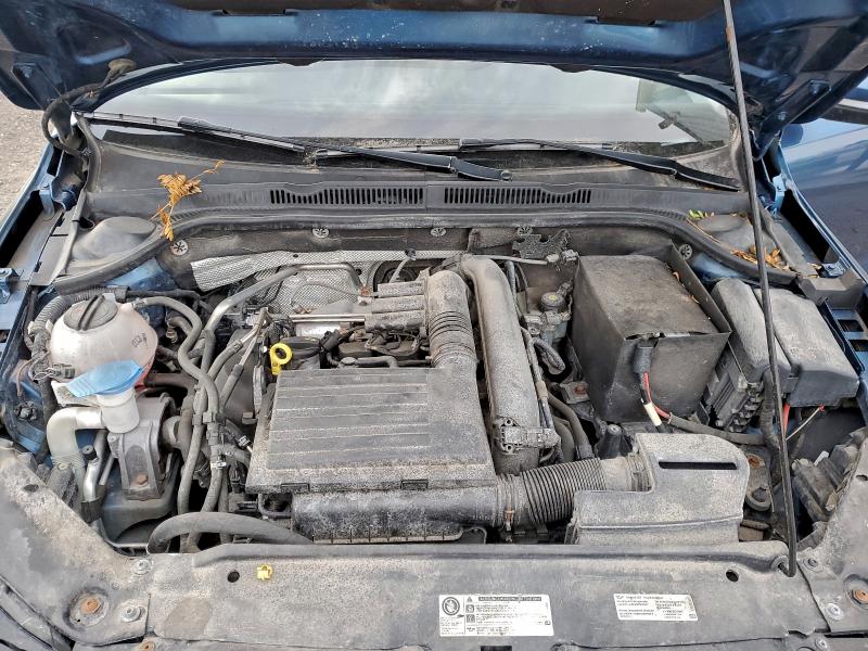Photo 11 from auction – 2017 VOLKSWAGEN JETTA SE with VIN 3VWDB7AJ8HM224747