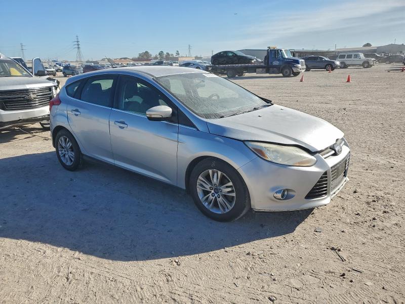Photo 4 from auction – 2012 FORD FOCUS SEL with VIN 1FAHP3M24CL252516