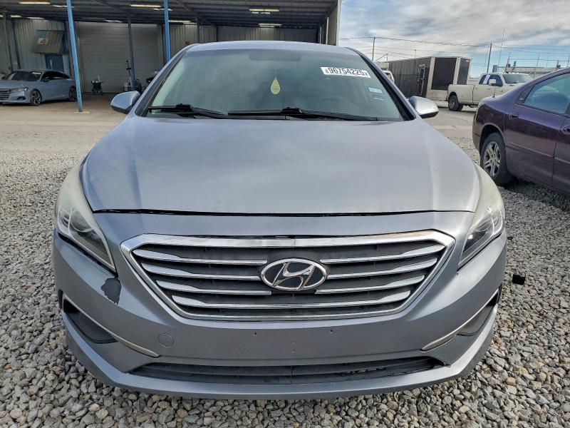 Photo 5 from auction – 2017 HYUNDAI SONATA SE with VIN 5NPE24AF8HH560745
