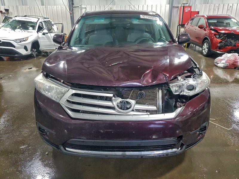 Photo 5 from auction – 2011 TOYOTA HIGHLANDER with VIN 5TDBK3EH5BS072783