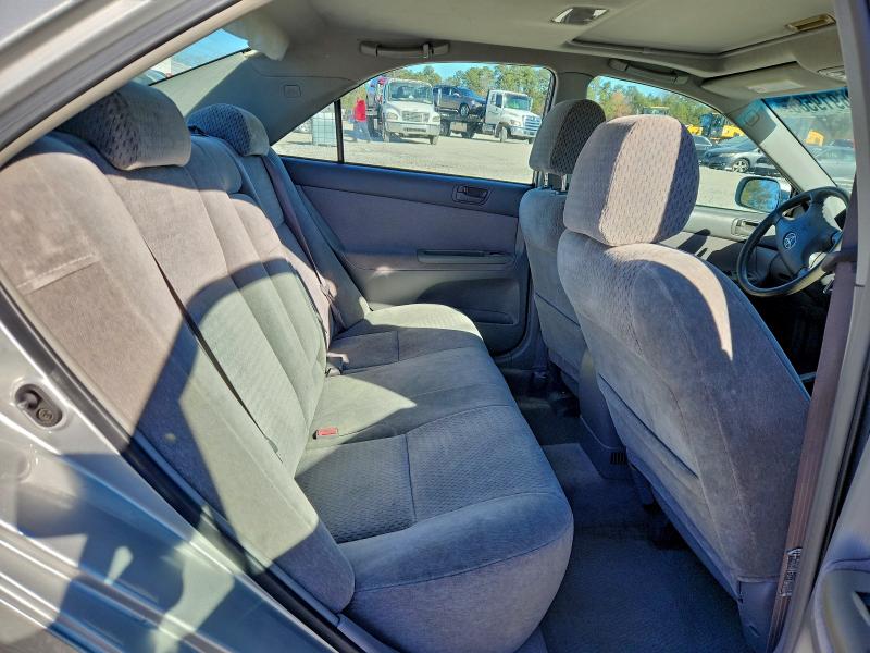 Photo 10 from auction – 2002 TOYOTA CAMRY LE with VIN 4T1BF30K52U019578