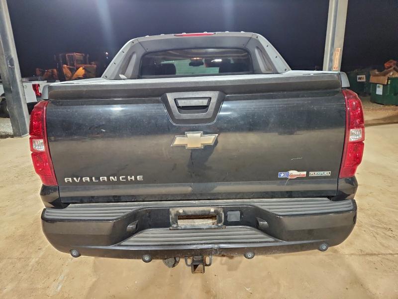 Photo 6 from auction – 2010 CHEVROLET AVALANCHE with VIN 3GNNCFE02AG282610