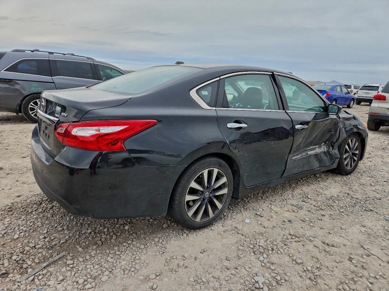 Photo 3 from auction – 2017 NISSAN ALTIMA 2.5 with VIN 1N4AL3AP0HC177575