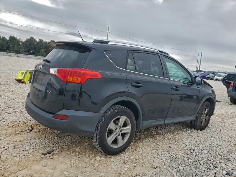 Photo 3 from auction – 2014 TOYOTA RAV4 XLE with VIN 2T3WFREV2EW110391