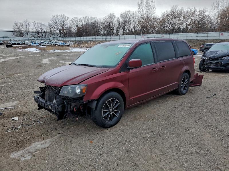 DODGE GRAND CARA 2019 with VIN 2C4RDGEG4KR617887 - Photo from auction